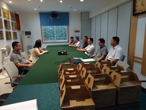 匯東股份“八一”慰問復退轉業軍人